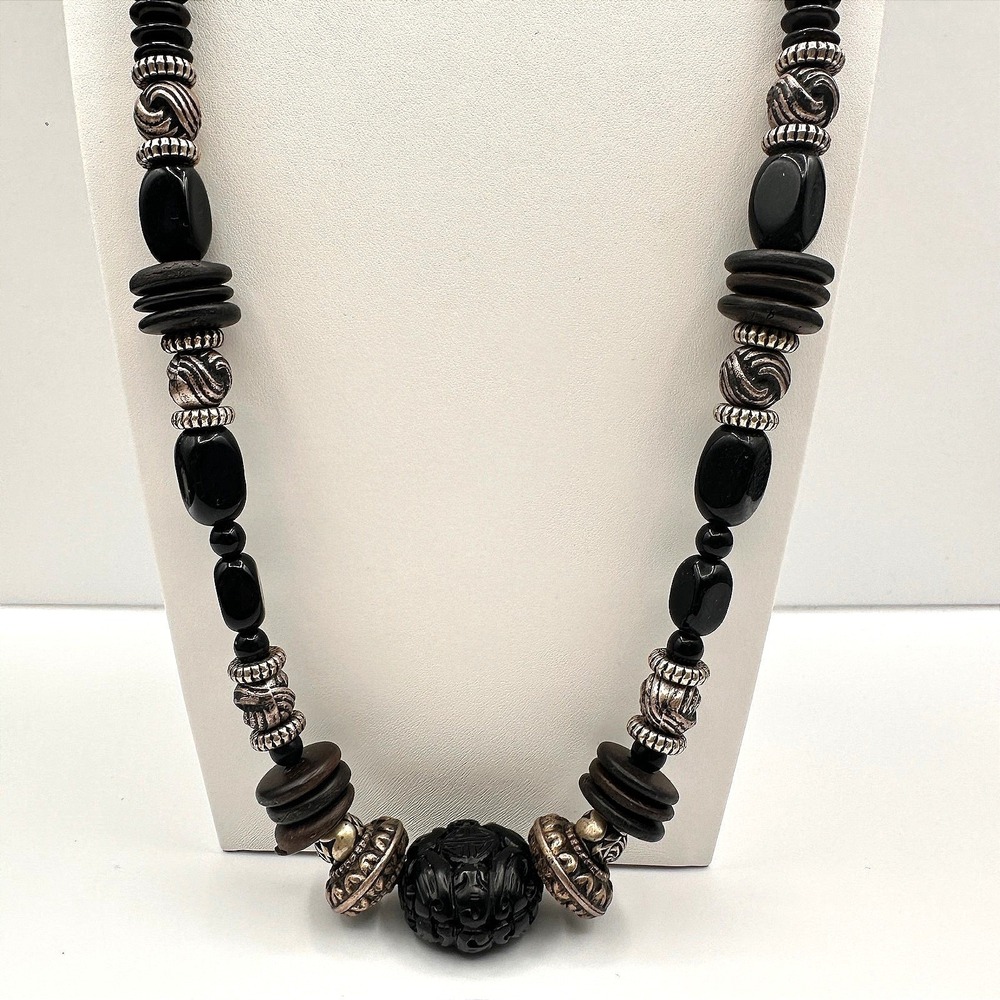 Vintage Chunky Beaded Statement Necklace Black Carved Focal Silver Tone Wood Y2K